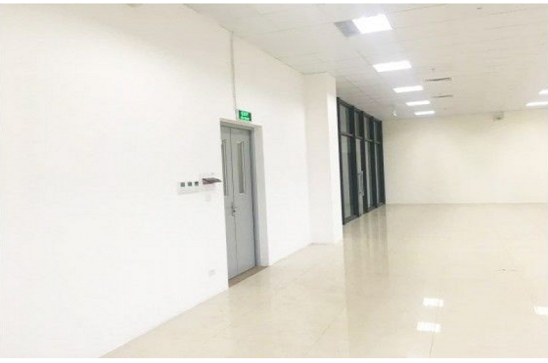 Nguyễn Văn Cừ - Long Biên - Hà Nội / Cho thuê văn phòng PTP Building